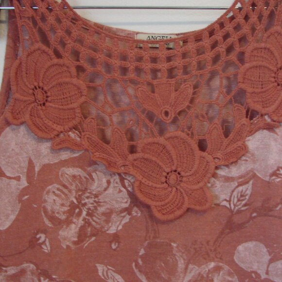 Crochet Lace Floral Tank Top Italy Soft Pink Salmon Boho Flowy Loose Size Small - Picture 6 of 13